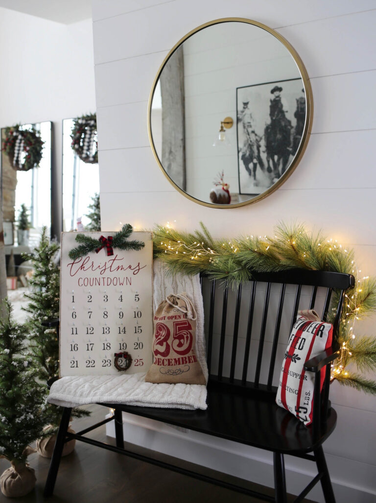 Farmhouse Christmas Entryway