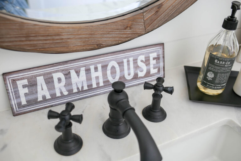 Barn-inspired Modern Farmhouse Bathroom