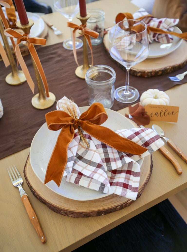thanksgiving table