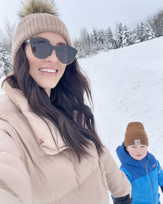 W I N T E R \ Hey Mama, hold my hand!!👋🏻 Ford’s new saying of the week☺️ We’ve been loving our snowy walks❄️❄️❄️ He is getting used to his snow suit, boots and keeping his gloves ON🤣👏🏻 He’s basically a little marshmallow and I love it!! LOL Sharing our gear on the LTK app - link in bio. Happy Sunday y’all! Watching my chiefs🏈🏈🏈 #lacesout (name that movie😝)

#idahoboy #toddler #winterwonderland #idahome #sunvalleyidaho 
#liketkit #LTKkids #LTKSeasonal
@shop.ltk @ltk.family 
https://liketk.it/3uN4y