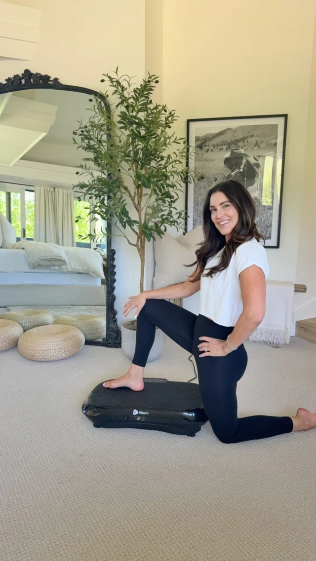 Sore legs after leg day?👯‍♀️ Shake it out on the vibration plate! These gentle stretches boost circulation, release tight muscles, and speed up recovery — all while the vibes do the heavy lifting!
Moves in this Reel👇🏻
• Butterfly
• Figure Four
• Low Lunge
• Lay Down 
• Forward Fold
Just 5-10 minutes and your legs will thank you! Perfect for post-workout relief or anytime you’re feeling stiff.
Who else is obsessed with their vibration plate for recovery? Save this for your next sore day & tag a friend who needs it!👯‍♀️

Comment “VIBE” to get the exact details of my vibration plate sent to your DMs!

#VibrationPlate #SoreLegs #legstretch