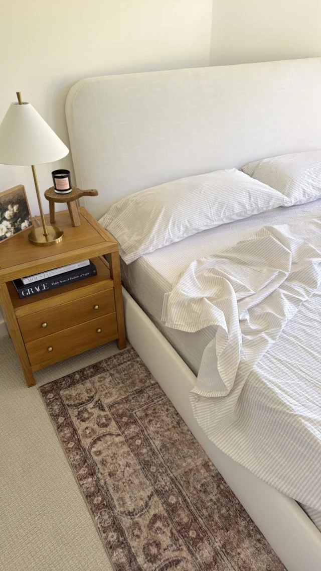 Swapping to non-toxic bedding has been one of the easiest (and coziest) low-tox wins for our family! I finally found affordable organic cotton percale sheets are GOTS-certified, OEKO-TEX STANDARD 100, breathable, crisp, and get softer with every wash—perfect for mountain nights, hot sleepers, and busy moms who want better sleep without the crazy price tag!!👏🏻

No harsh chemicals, no toxins—just clean, comfy sheets that support better rest for the whole crew (Ford and West approve too 😴). I love the neutral khaki stripe for our cozy neutral aesthetic!
One doable swap at a time!

Comment “SHEETS” to get the details sent to your DMs🛏️

#LowToxLiving #OrganicCottonSheets #NonToxicHome