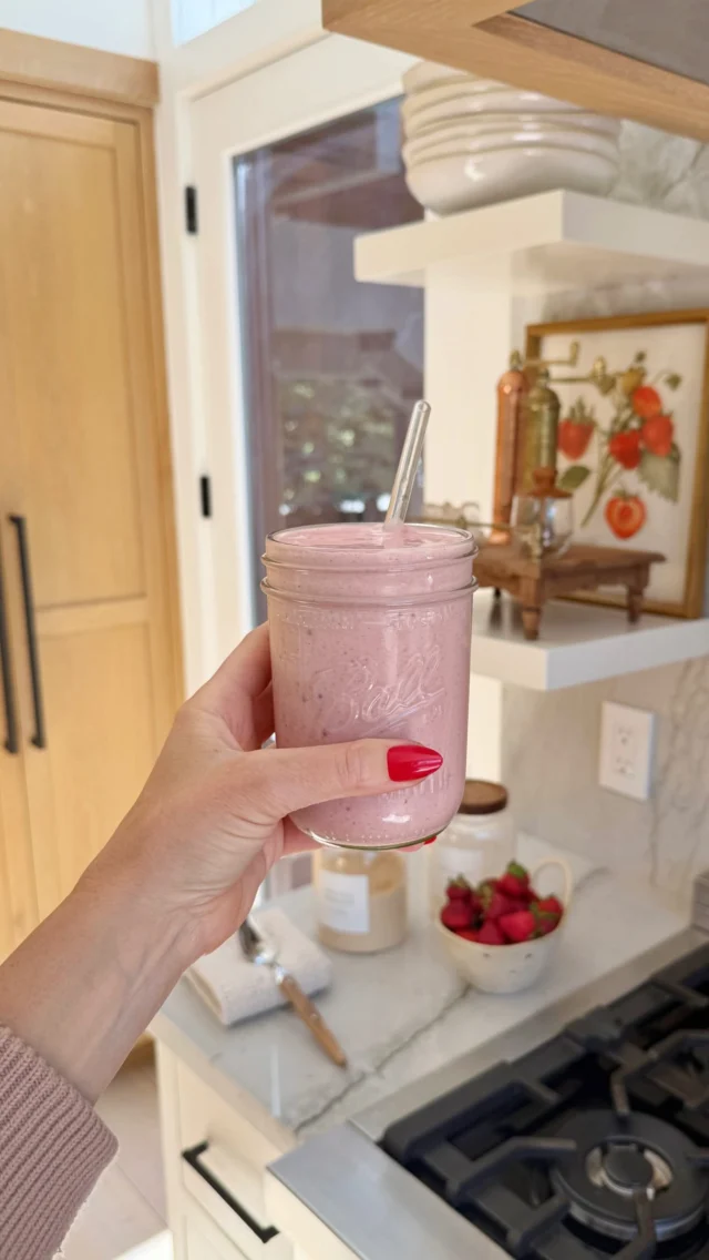 Hey y’all! 🍓 My Strawberry Collagen Protein Smoothie is the ultimate summer refresh — bright, creamy, and packed with goodness that actually tastes amazing✨

This is my go-to for busy mornings, post-workout fuel, or an afternoon pick-me-up with the boys. Naturally sweet, hormone-supporting, gut-friendly, and made with clean ingredients I feel good about! 

Full recipe + all the exact measurements are on SBKliving.com 👩🏻‍🍳Comment “RECIPE” to get the details sent to your DMs🍓

 #CollagenSmoothie #LowToxLiving #CleanEating