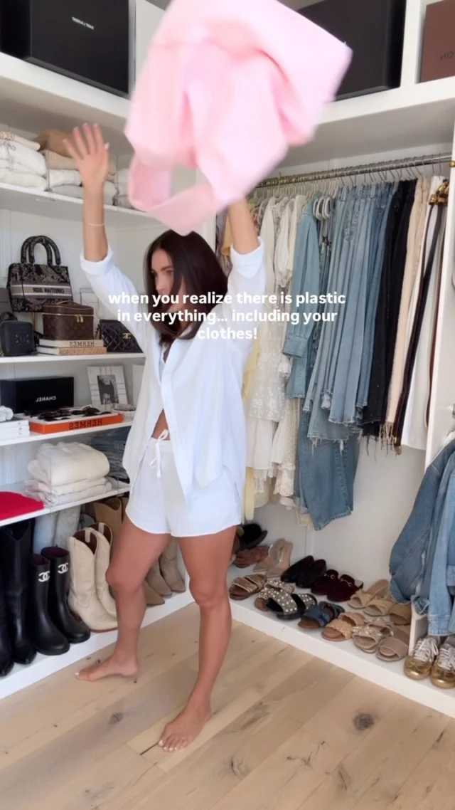 When you realize there is plastic in everything… including your clothes. 😅 I’ve been on this low-tox journey for a while now (swapping the obvious stuff first—cleaners, skincare, kids’ things), but the more I dig into microplastics, the more I see them hiding in places I never thought to look. Our clothes. 

Most “regular” activewear, leggings, bras, even some “natural-looking” basics are polyester, nylon, or blends that shed tiny plastic fibers every time we wash or wear them. And those little pieces don’t just disappear—they end up in our water, our air, and eventually us. It’s time to start looking at the tags and reading fabric descriptions!!👀

I’ve been slowly shifting my wardrobe toward organic cotton, linen, wool, and other plastic-free fabrics. It’s not about perfection (I still have pieces I’m working through), but about progress. One swap at a time feels doable for a busy mom who just wants cleaner options for the entire family that actually hold up!

Sharing brands and pieces as I find cleaner options!🙋🏻‍♀️ What’s your favorite non-tox clothing brands? Drop in the comments - I’d love to hear!!

#lowtoxliving #nontoxicfashion #microplastics